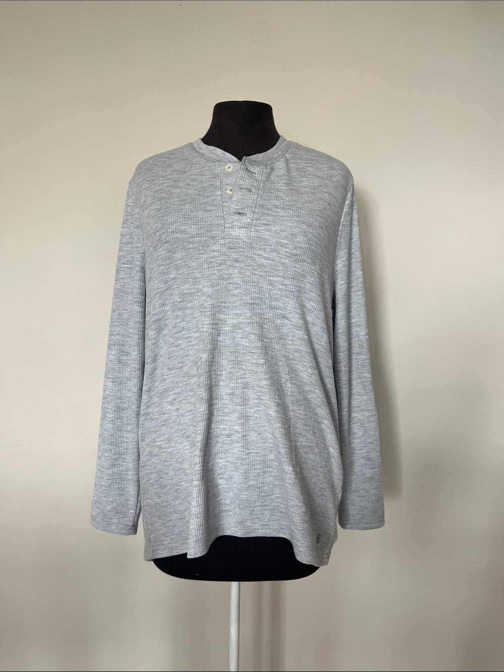 Gilly Hicks waffle knit shirt